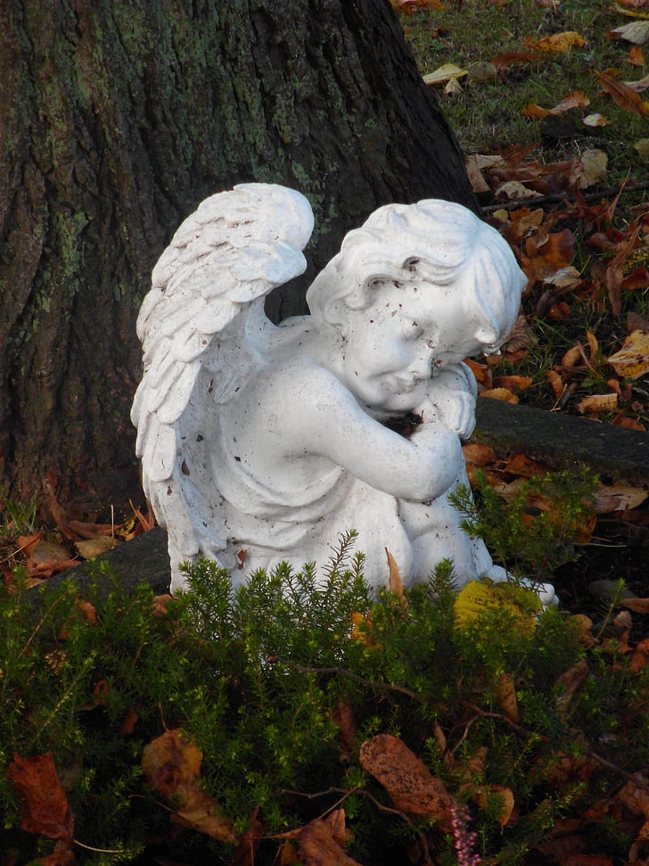 Angel, figur, skulptur, kirkegården, høst, sorg, død