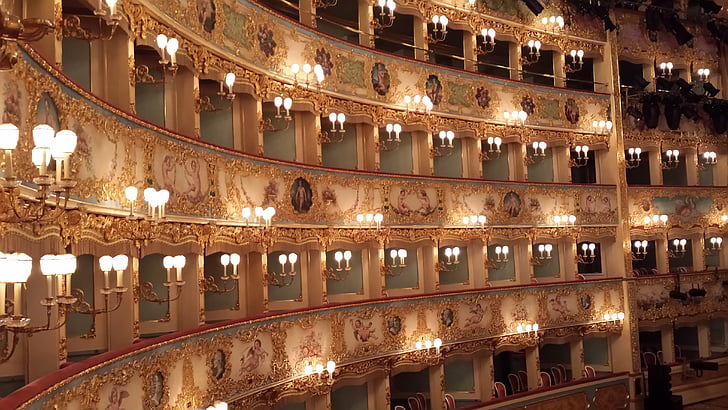 Opera, Venesia, Italia