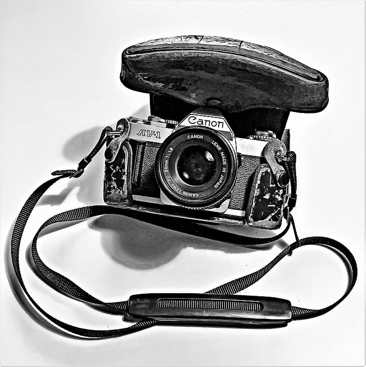 kameran, Canon slr, gamla baby, över 30 år gammal, slitna fototasche, trogen följeslagare, fullt fungerande
