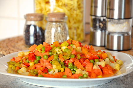 vegetables, mixed vegetables, peas, carrots, cook, healthy, delicious