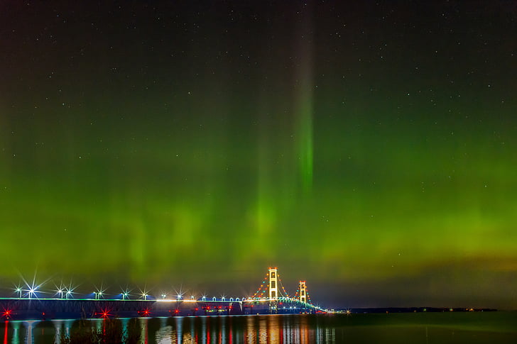 Mackinac bridge, Revontulet, Michigan, valot, Aurora borealis, Matkailu, luonnonkaunis