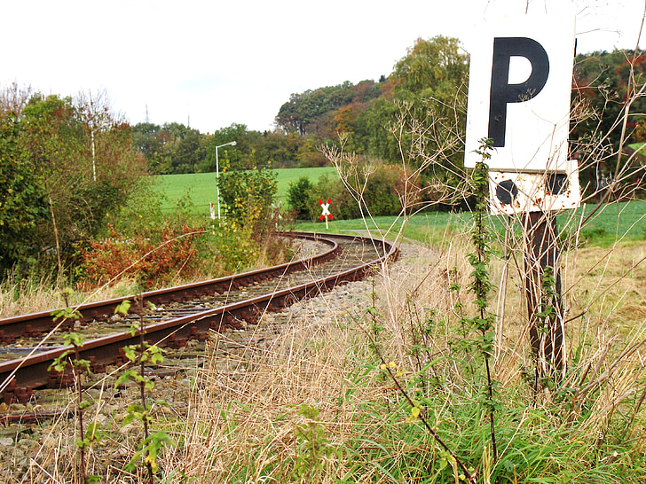 track, shield, leave