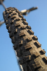 bicycle tires, mature, tunnel, bike, mountain bike, profile, close