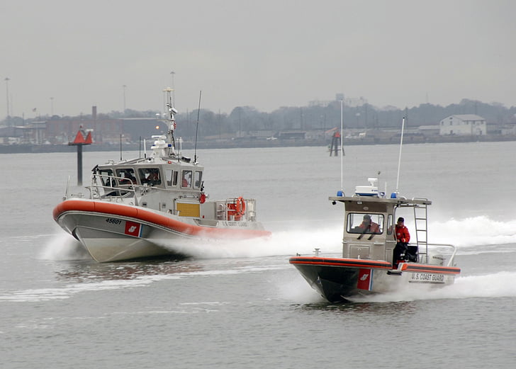 embarcacions de resposta, proves, tripulacions, l'aigua, ràpid, velocitat, rescat