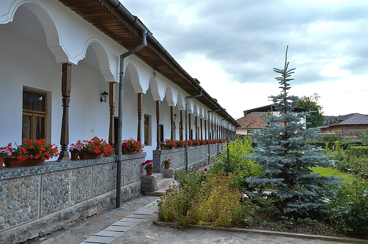 monastery, negru voda, campulung, romania