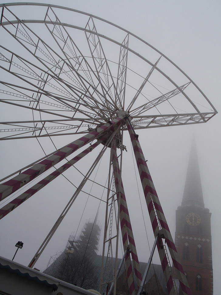 roda gigante, nevoeiro, Lübeck