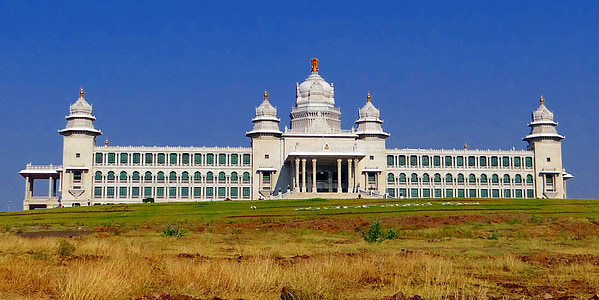suvarna vidhana soudha, Belgaum, wetgevende gebouw, het platform, Karnataka, gebouw, wetgevende macht
