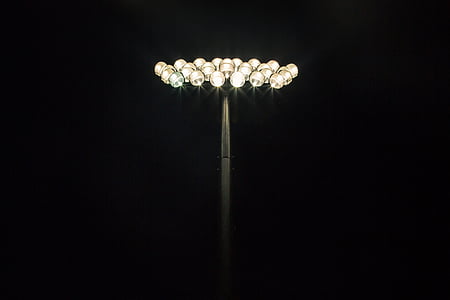 洪水灯, 体育场灯, 黑暗, 晚上