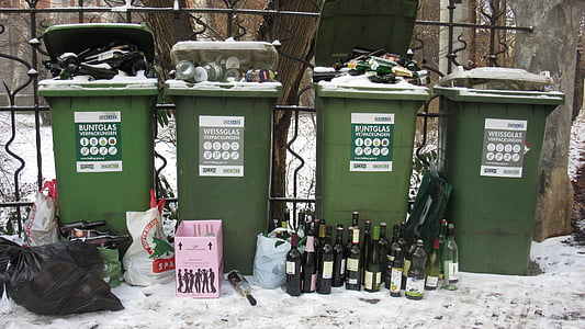 gerecycled glas, vuilnis, flessen, recycling, verwijdering van afvalstoffen, glazen container, alcohol