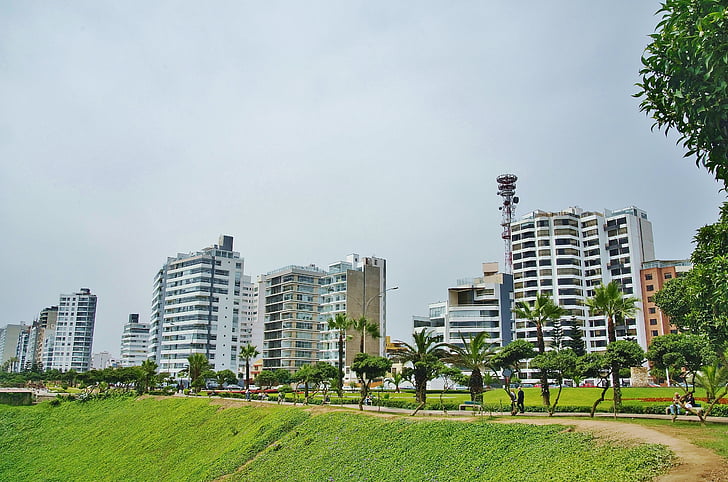 Malecón, dağ geçidi, Miraflores, uçurum, binalar