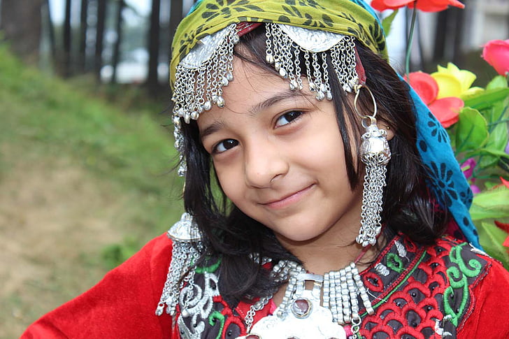 인도 소녀, 어린 소녀, 전통적인, 귀여운, 어린 시절, 재미, 아이