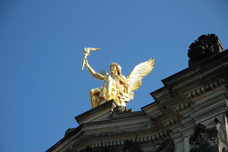 Goldene statue, Golden, Skulptur, Statue, auf dem Dach, Bulding, Dresden