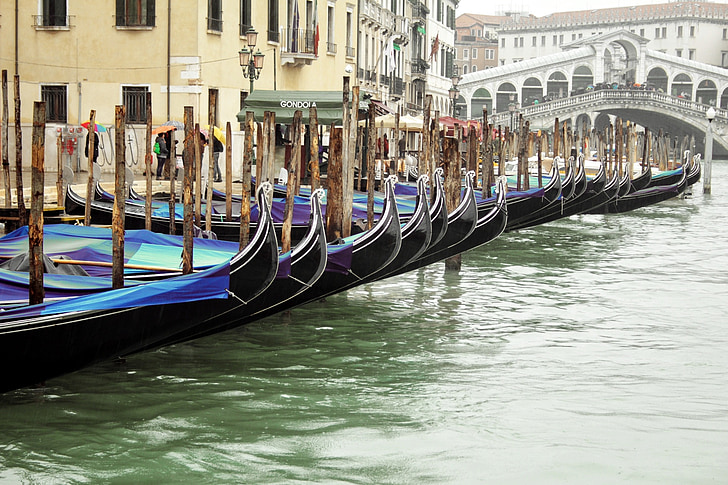 Italia, Venecia, Venezia, Canale grande, agua, góndolas, Puente de Rialto