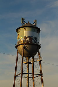 Torre dell'acqua, Torre, urbano, storico, metallo, punto di riferimento, vintage