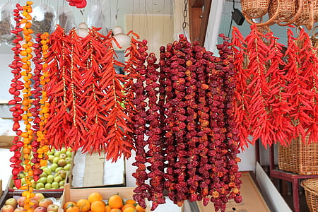 madeira, funchal, spice market, chilis, sharp, dried, market