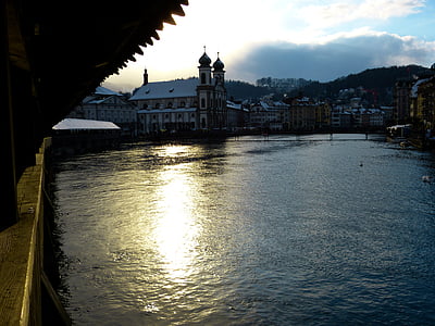 Luzern, Schweiz, vatten, floden, solen, kyrkan, motljus