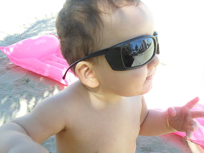 barn, leksak, solglasögon, sand beach
