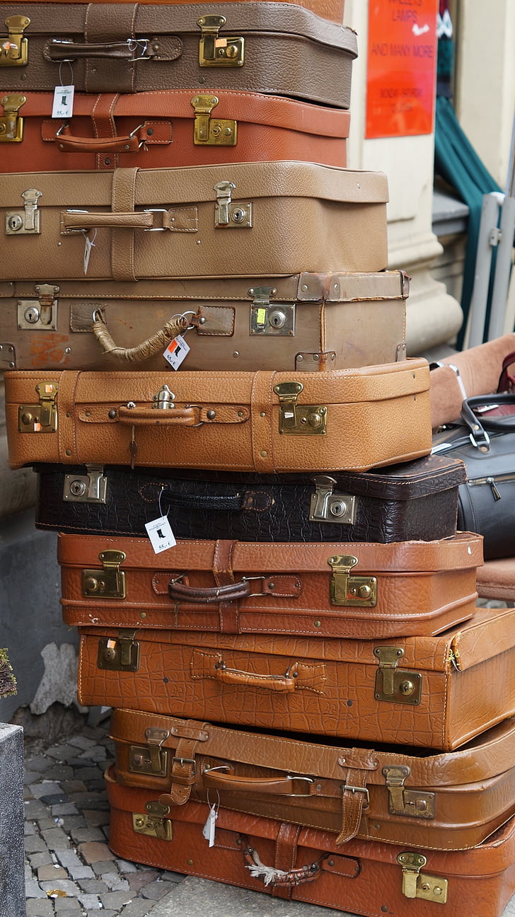luggage, flea market, sale, vintage, old, brown, leather