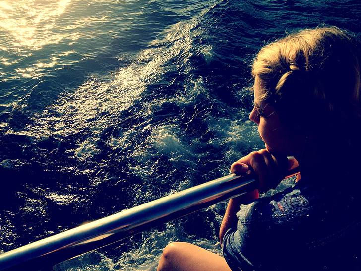 Κορίτσι, το παιδί, στη θάλασσα, Ήλιος, Ωκεανός, μπλε, νερό