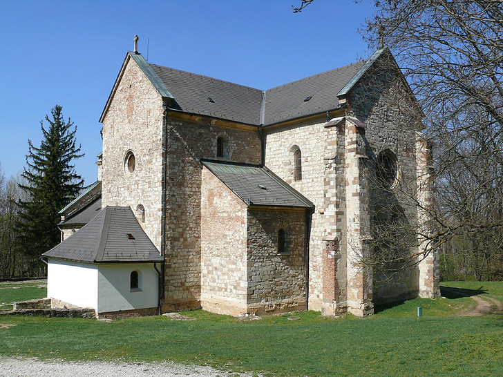 kyrkan, Port louis