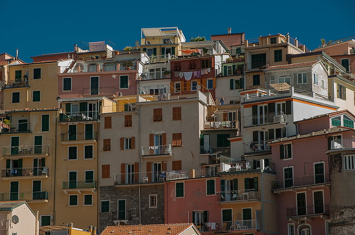 Olaszország, Cinque terre, Riomaggiore, homlokzatok, falu, építészet, Európa
