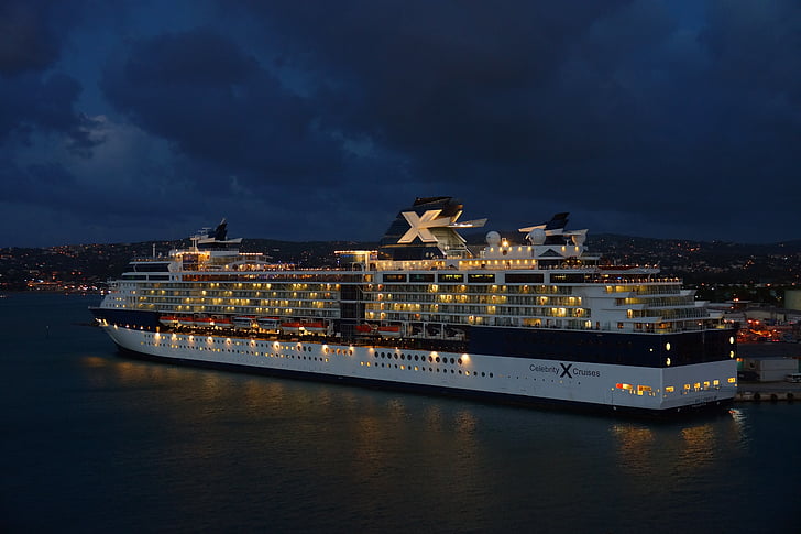 conduzir o navio de cruzeiro, à noite, Porto, nave, Celebrity cruises, navio de cruzeiro, mar