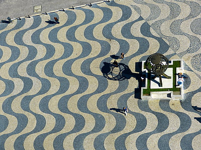 Lisboa, padrao dos descobrimentos, Monument als descobriments, espai, terra, dibuix d'ona, Lisboa