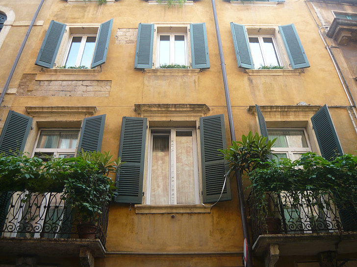 Verona, Italien, Italie, balcon, fenêtre de, bâtiment