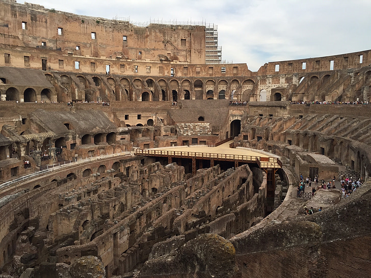 Colosseum, Rooma, amfiteater