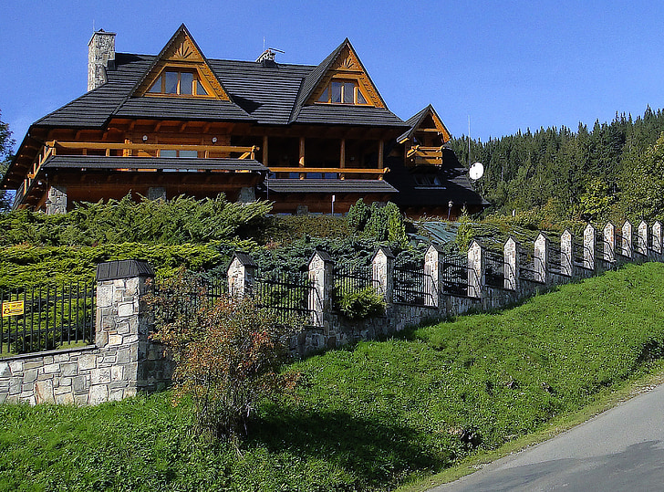 namas, Architektūra, stilius, Zakopanės stilius, Svečių, viršutinės bėgių kelio konstrukcijos, rudenį