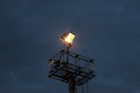 reflektor, žuto svjetlo, noć, toranj, noć fotografije