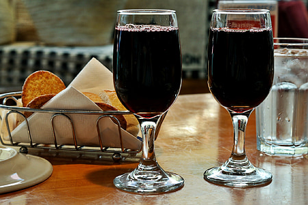 red wine, wine glasses, white, food, crackers, water, table