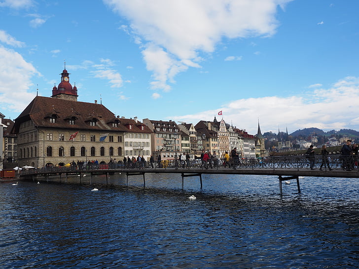 rathaussteg, gyalogos kapcsolat, Luzern, Rathaus brauerei, Lake lucerne régió, víz, város