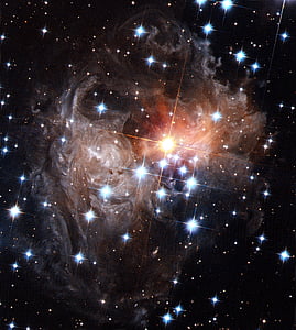 Star lys ekko, v838 monocerotis, romteleskopet Hubble, kosmos, støv, kosmisk, himmelsk