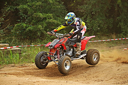 Quad, sauter, Motocross, Enduro, ATV, moto sport, course de motocross