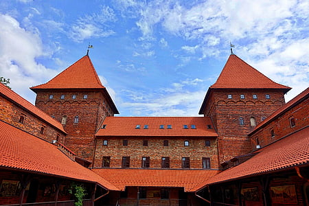 Istana, merah, batu bata, fasad, Halaman, garis atap, eksterior
