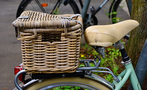 bike, bicycle saddle, bicycle basket, basket, porter, turned off, means of transport