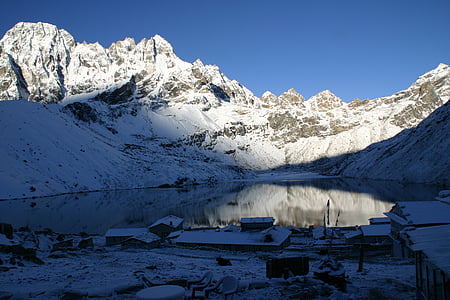 khumbu, trekking, nepal, mountains, himalaya, lake, snow