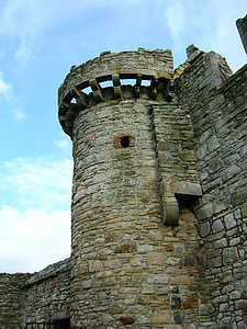 Craigmillar castle, Edinburgh, skotský hrad, zříceniny hradu, věže, pevnost, Architektura