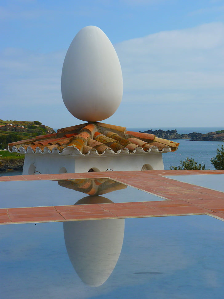 egg, taket, speiling, Dali, Portlligat museum, arkitektur, blå