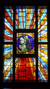 finestra di vetro macchiata, Chiesa, Parrocchia, penombra, luce, abbraccio, San juan macias