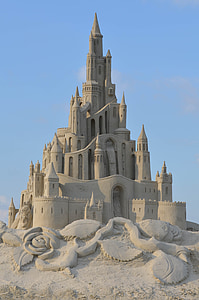 sand sculpture, structures of sand, tales from sand, fairytales sand sculpture, castle, sand castle, architecture