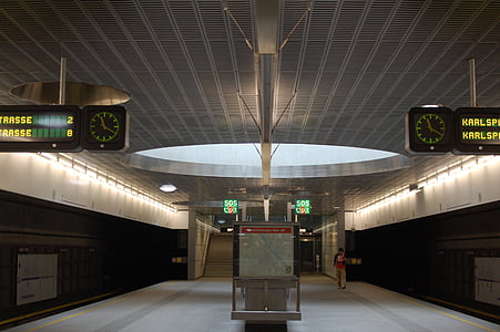 Wien, Metro, stasjon, opplyst, natt, innendørs, undergrunnsstasjon