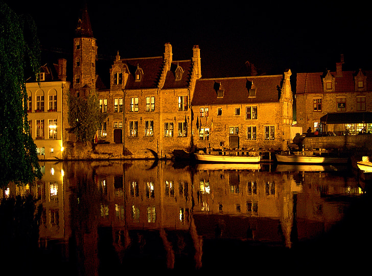 Bruges, Belgija, Stari grad, zrcaljenje, noć, odraz, srednjovjekovni grad