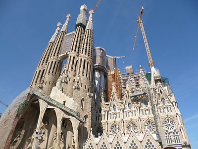 La sagrada familia, Gaudi, Barcelona, baznīca, fasāde, ēka, slavens