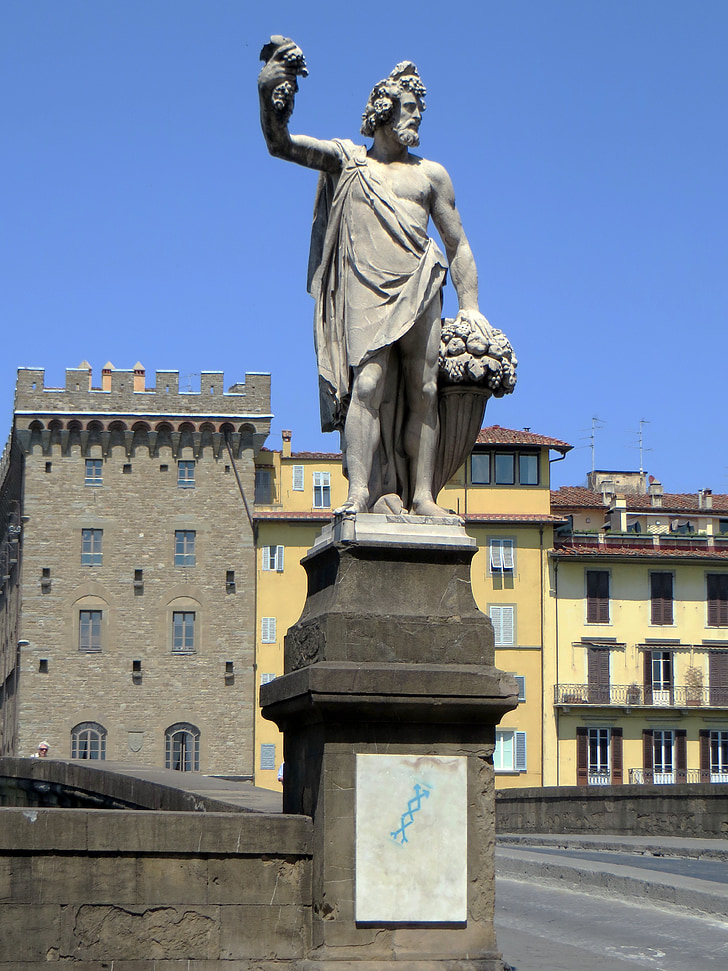 Italien, Toskana, Florenz, Piazza Frescobaldi, Statue, Architektur