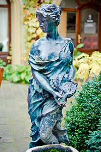 bronzinė statula, statula, Besišlapinantis, mergaitė, paveikslas, skulptūra, bronzos