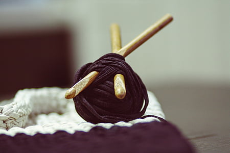 black, yarn, brown, wooden, knitting, sticks, shallow