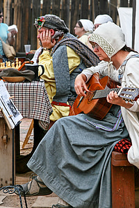 Kobieta, człowiek, kostium, starym stylu, gitara, szachy, społeczeństwo