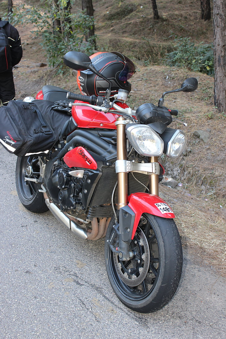 Speed triple 1050, bicicleta, carretera de Shimla, India, motos, transporte, modo de transporte